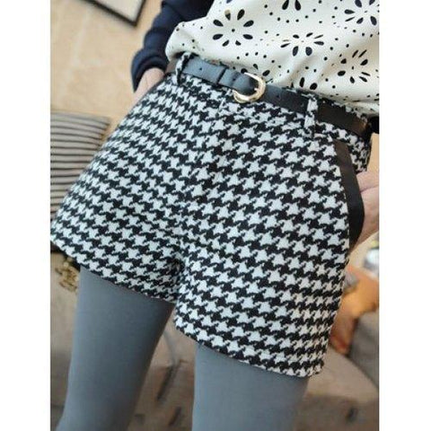 Stylish Houndstooth Faux Leather Splicing Shorts For Women - M