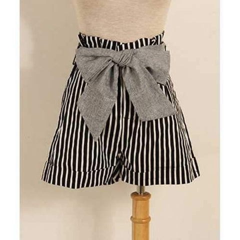 Vintage Vetical Strip Print High Waist Bowknot Embellished Women's Shorts - Black M